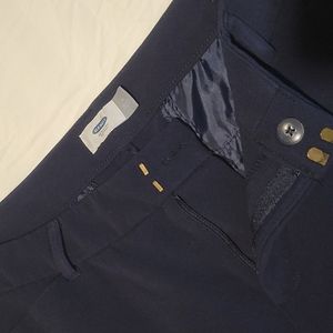 Old Navy Size 14 Trousers